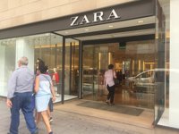 Inditex gaña 1.366 millóns no primeiro semestre, un 9% máis, e crea máis de 11.000 empregos nun ano