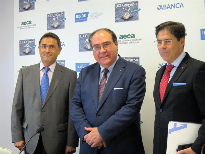 Lizcano, Escotet y Rodríguez                 