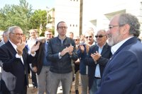 Unas 200 personas arropan al presidente de la Diputación de Lleida ante la Fiscalía