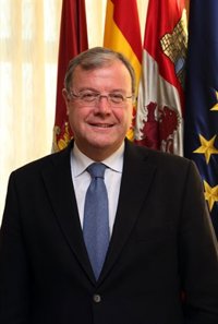 Silván ve "intolerable" las persecuciones a alcaldes que defienden la Democracia y pide a la FEMP acciones legales