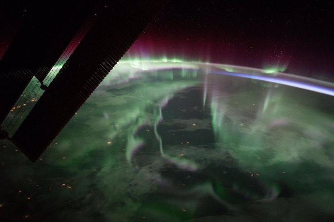 Aurora boreal sobre Canadá