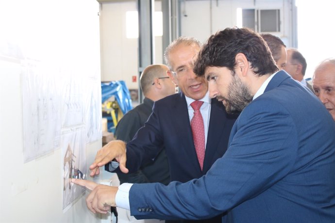 Fotos / El Presidente Visita La Empresa 'Mecanicas Bolea'