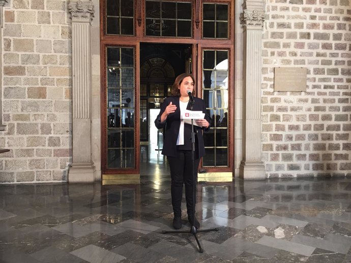 La alcaldesa de Barcelona Ada Colau comparece tras detenciones por el referéndum