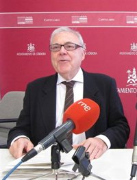 Policía Local impone 17 denuncias en 15 días dentro de la campaña contra el intrusismo en el sector del taxi en Córdoba