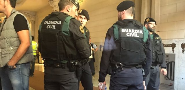 La Guardia Civil en la Conselleria de Economía de la Generalitat