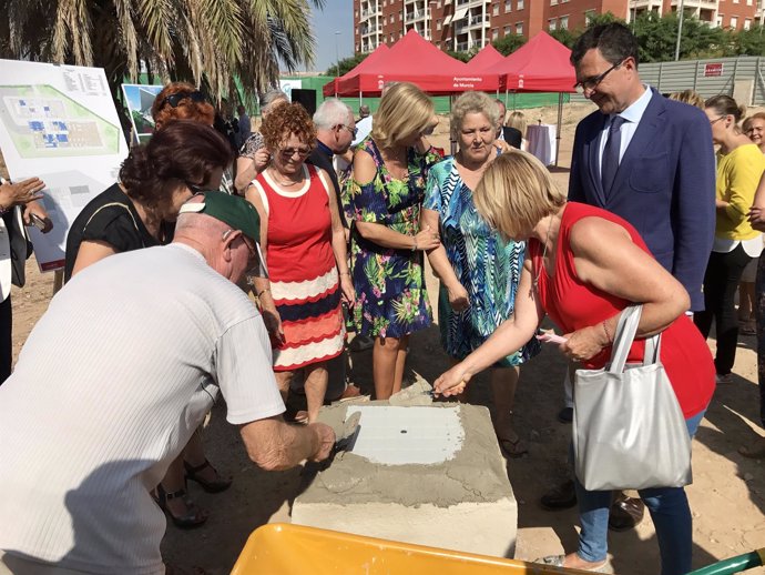 Colocación de la primera piedra del nuevo Centro de Día de Afamur