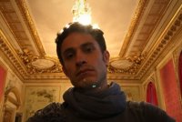 La desesperación del actor Gael García Bernal para encontrar a su padre tras el terremoto en México