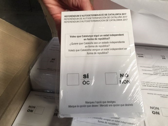 Paperetes pel referédum de el 1-O intervingudes per la Guàrdia Civil