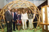 Susana Díaz respalda la Escuela de la Madera y reitera su apuesta para que sea un centro de referencia