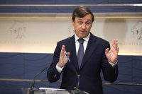 El PP exige a Puigdemont y Junqueras que dejen de "estimular" la campaña de acoso y manifestaciones