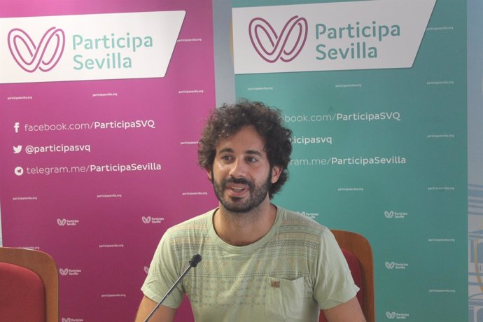 El concejal de Participa Sevilla Julián Moreno