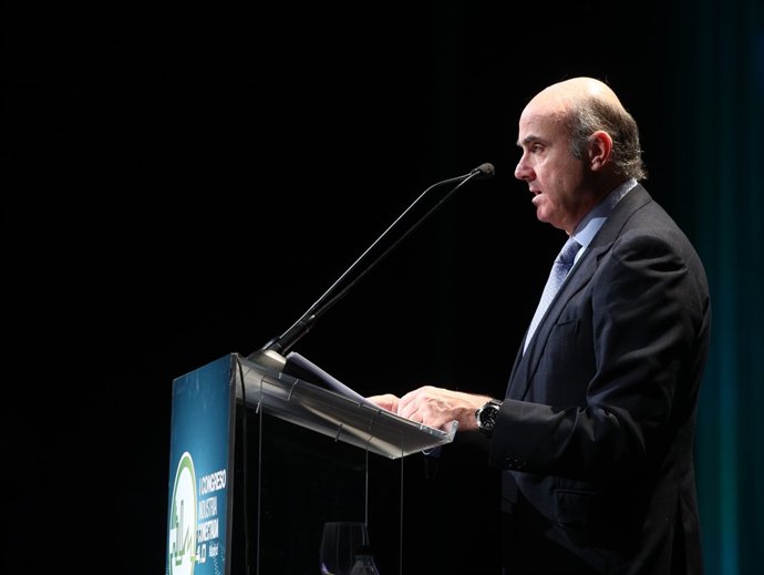 Luis de Guindos inaugura I Congrés d'Indústria Connectada 4.0