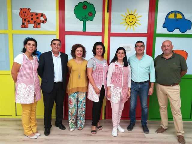 1 Nota Y 1 Foto Junta (Visita Escuela Infantil Calimero San Bartolomé)