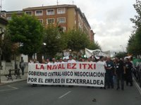 Trabajadores de La Naval piden a Gobierno central y vasco un plan industrial que garantice la viabilidad del astillero