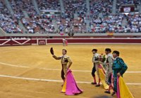 Oreja escasa para premiar una gran faena de Urdiales en la cuarta de feria de San Mateo en Logroño