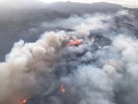 El fuego de Gran Canaria vuelve a ser "estable" y los esfuerzos se centran en que no salga del perímetro