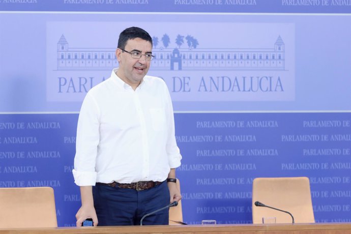 Mario Jiménez en el Parlamento andaluz