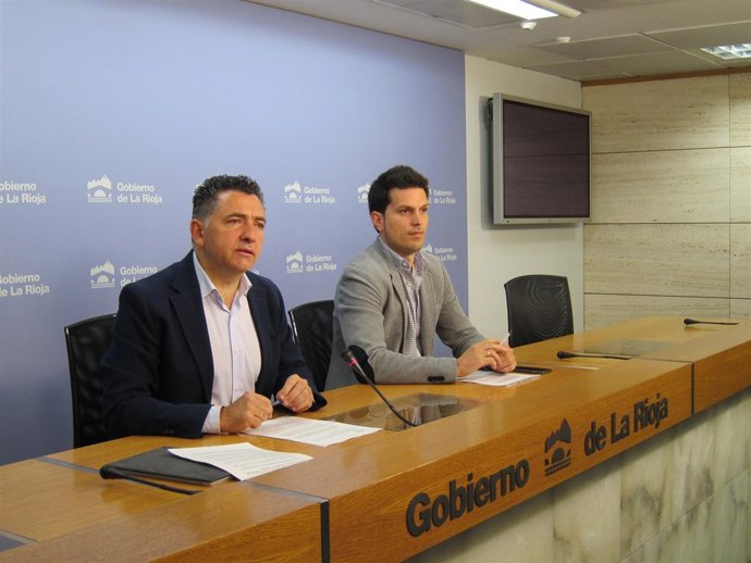                                Carlos Cuevas Y Carlos Yécora