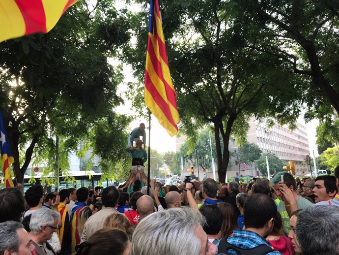 Concentración frente a la Ciudad de la Justicia por las detenciones