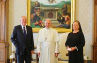 El papa Francisco recibe a Pedro Pablo Kuczynski en el Palacio Pontificio