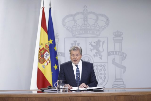 Rueda de prensa de Iñigo Méndez de Vigo tras el Consejo de Ministros