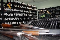 La Guardia Civil realizará una subasta de armas, principalmente escopetas de caza