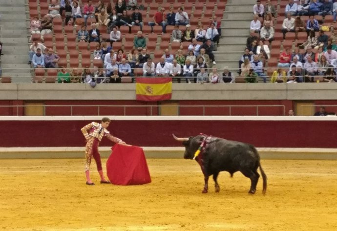 Ginés Marín torea en La Ribera de Logroño