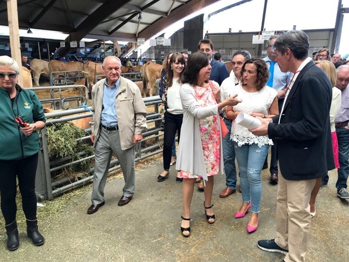 La consejera visita Agrosiero.