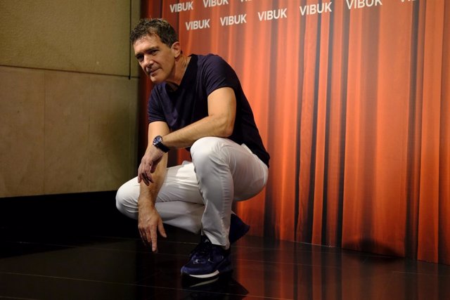 Photocall con Antonio Banderas para presentar la plataforma VIBOK