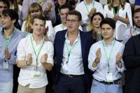 Feijóo carga contra el separatismo por "dividir a la sociedad" mediante "una trinchera ficticia"