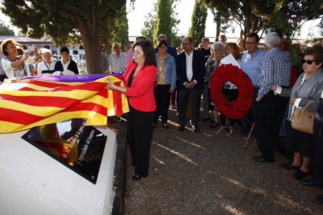 Homenaje a los 120 fusilados en la guerra civil y el franquismo en Luceni.