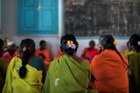 Plantando cara al estigma de ser viuda en India