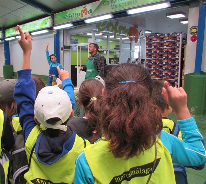 Escolares en Mercamálaga                   