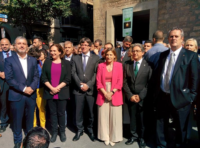 Autoritats després de la missa de la festa major de la Mercè 2017