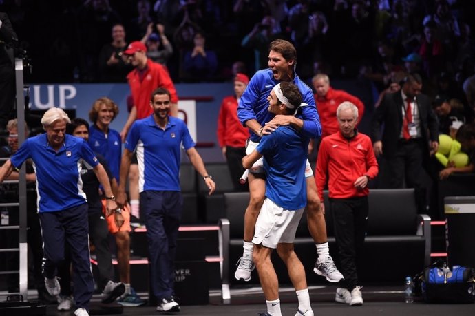 Fererer y Nadal celebran el triunfo de Europa en la Laver Cup