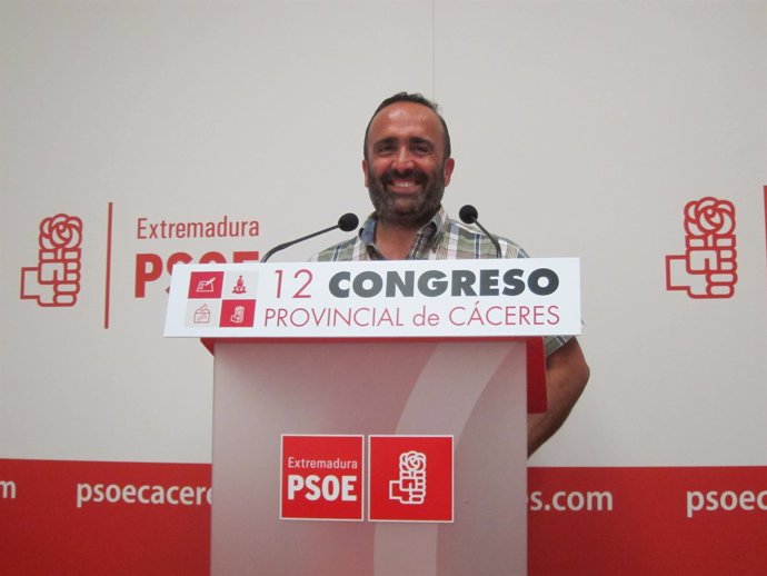 Miguel Ángel Morales, reelegido secretario provincial del PSOE en Cáceres     