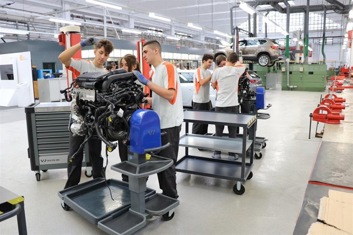  Seat, formació, FP, FP dual, automoció