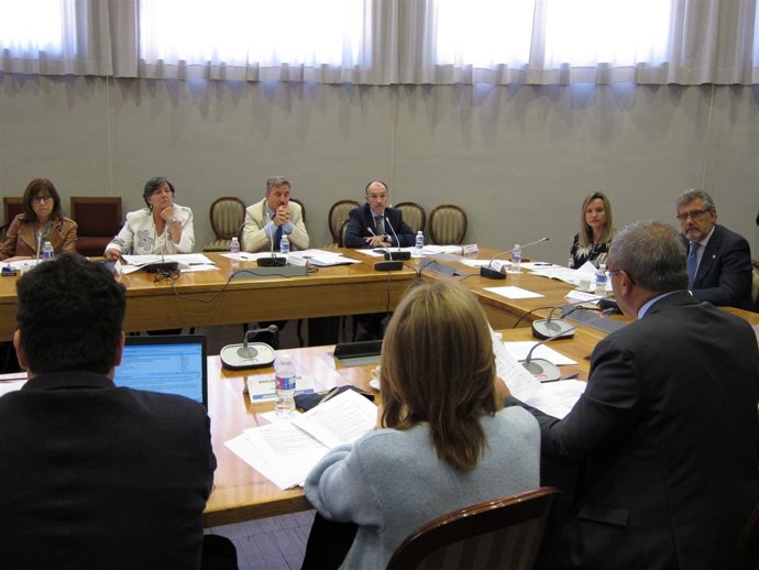 Alegría y Mayoral han asistido hoy a la comisión mixta DGA-UZ