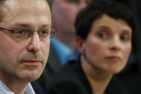 El marido de Petry anuncia su salida de la AfD junto a dos diputados más