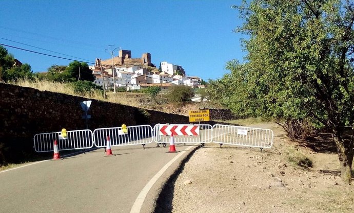 La DPZ arreglará la carretera de acceso a Trasmoz 