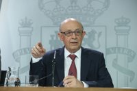Montoro avisa a CC que sin apoyos para el Presupuesto de 2018 no se podrá desarrollar la agenda canaria