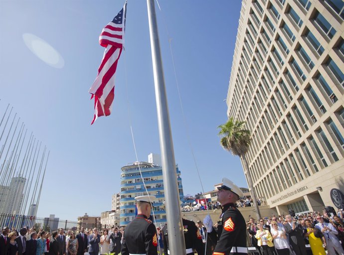 La bandera de EEUU en la Embajada de La Habana