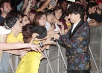 Javier Calvo y Javier Ambrossi hacen temblar la Gran Vía con 'La Llamada'