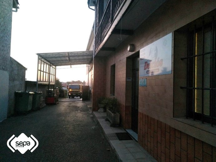 Fabrica afectada por el incendio.