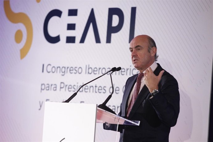 Luis de Guindos inaugura la jornada del I Congreso Iberoamericano 