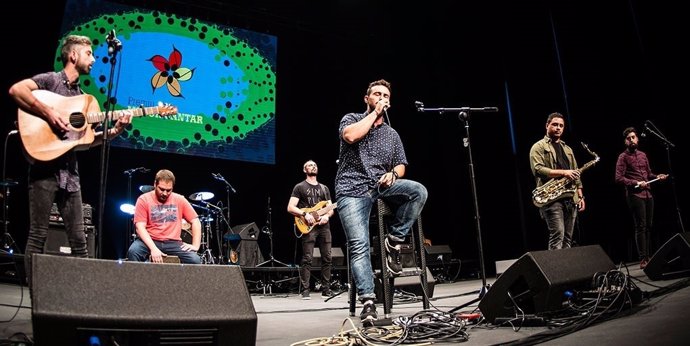 Vrienden na edición pasada del Premiu al Meyor Cantar.