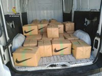 Interceptan en la A-92 una furgoneta con 1.671 kilos de hachís y detiene a dos personas