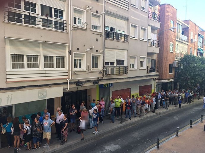 Entrega de bandera de España