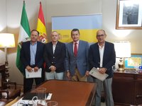 Ajdepla analiza con Antonio Sanz la colaboración de la Policía Local en la lucha contra el terrorismo yihadista