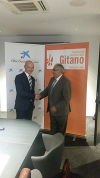 La Caixa ayuda con más de 90.000 euros a Secretario Gitano de CyL para mejorar el éxito educativo de los menores